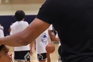 麦基：我在勇士打球时基本不练投篮！因为没必要！疯狂做体能就行